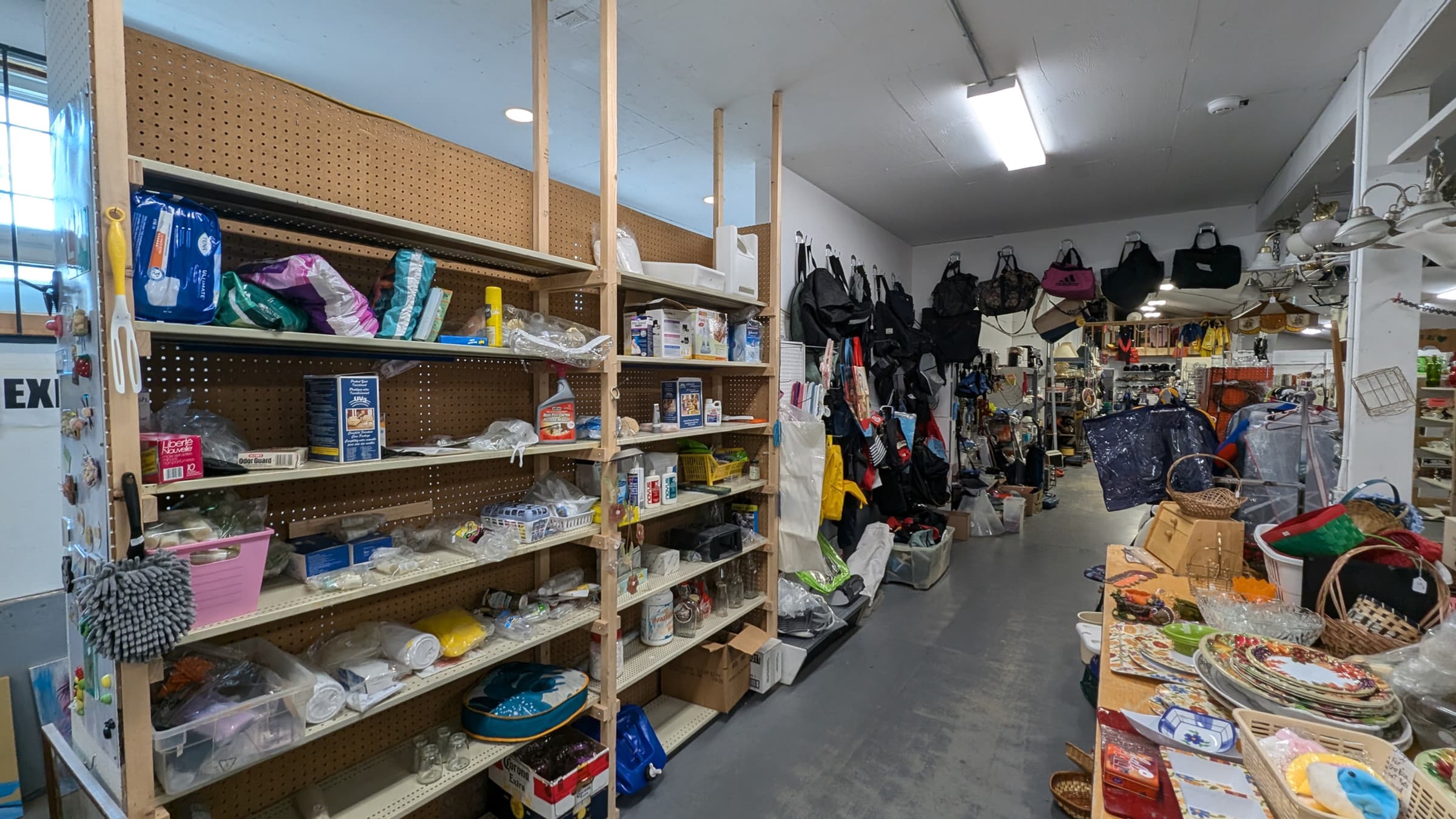 Household goods at Gleaners Too